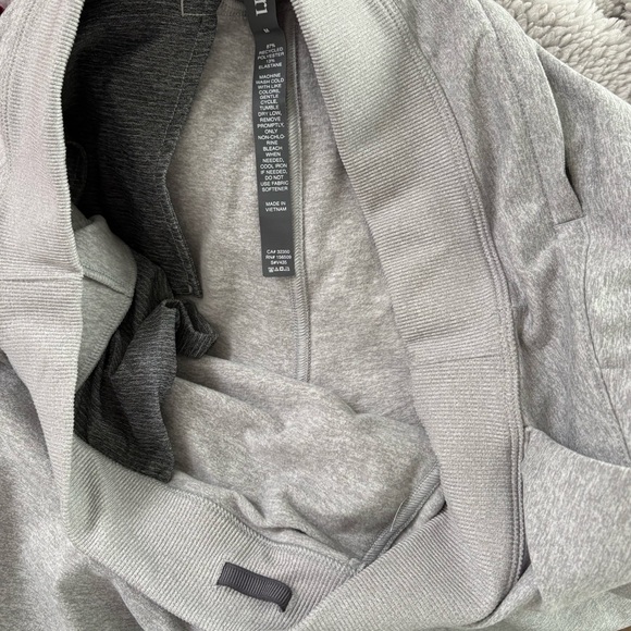 Vuori Coronado Track/Jogger Pull On Pants in Light Heather Gray, Size M - Picture 15 of 16